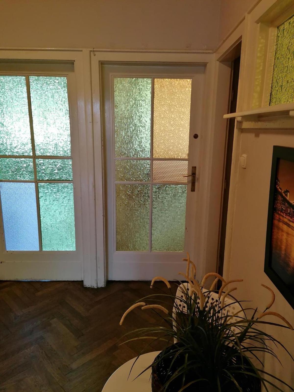 Retro Apartmentments Lobzowska Street Krakow Bagian luar foto